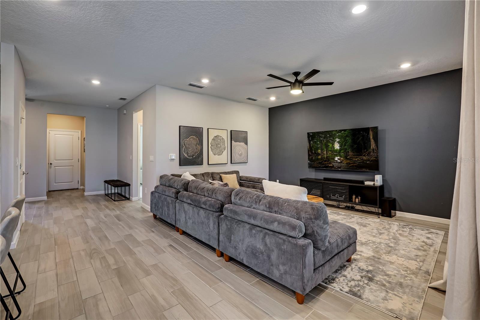 Image 3 of 65 For 519 Tynes Boulevard