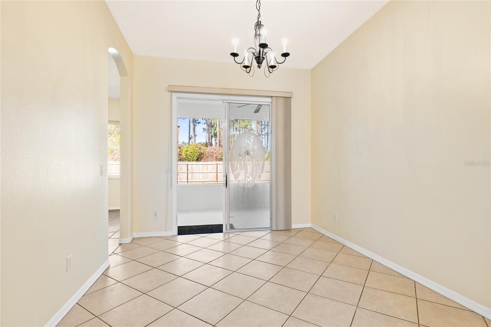 Image 14 of 42 For 11 Bayside Drive