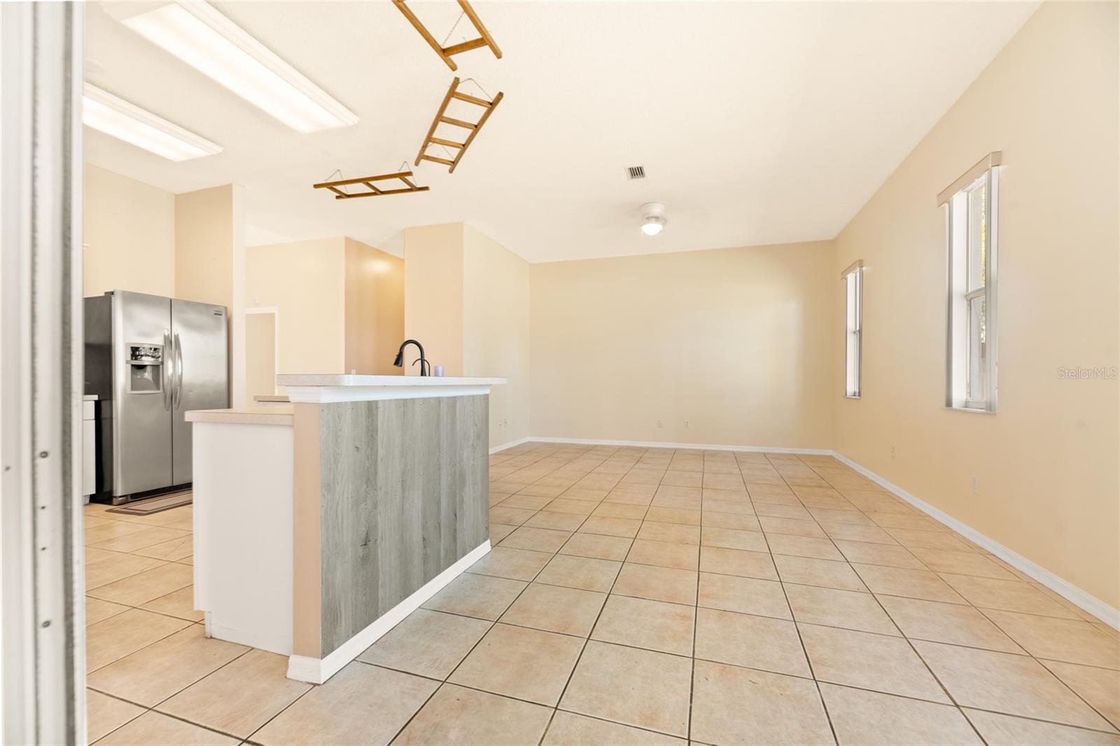 Image 16 of 42 For 11 Bayside Drive