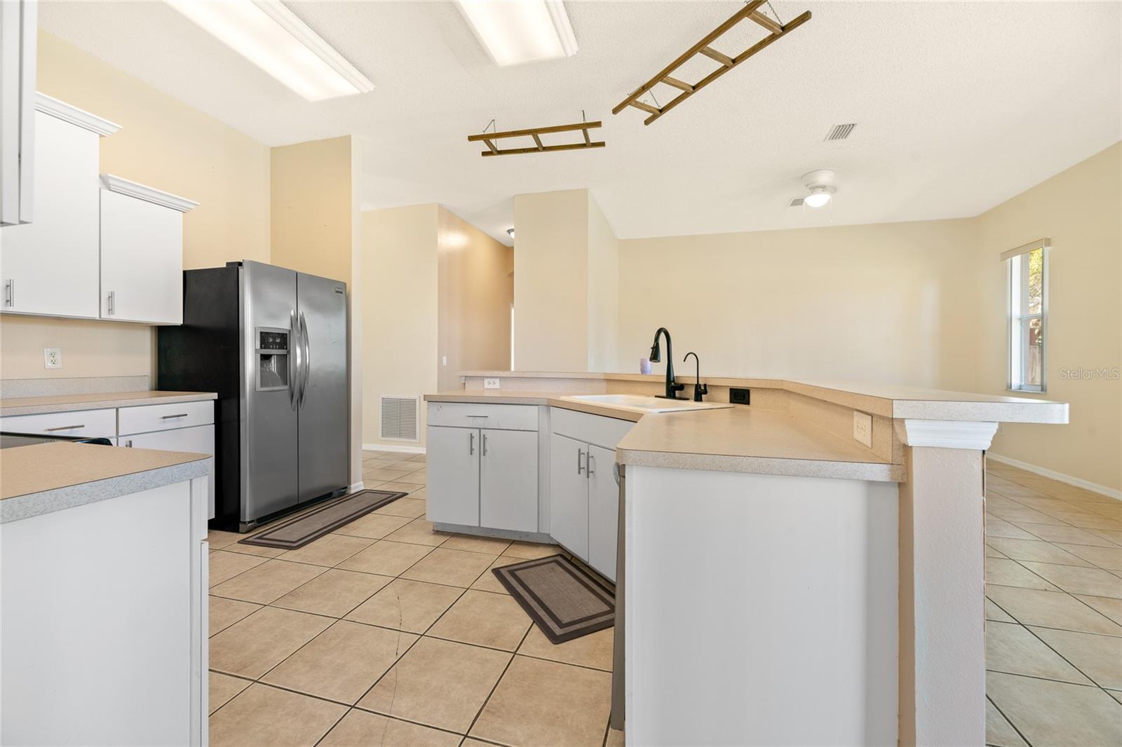 Image 18 of 42 For 11 Bayside Drive