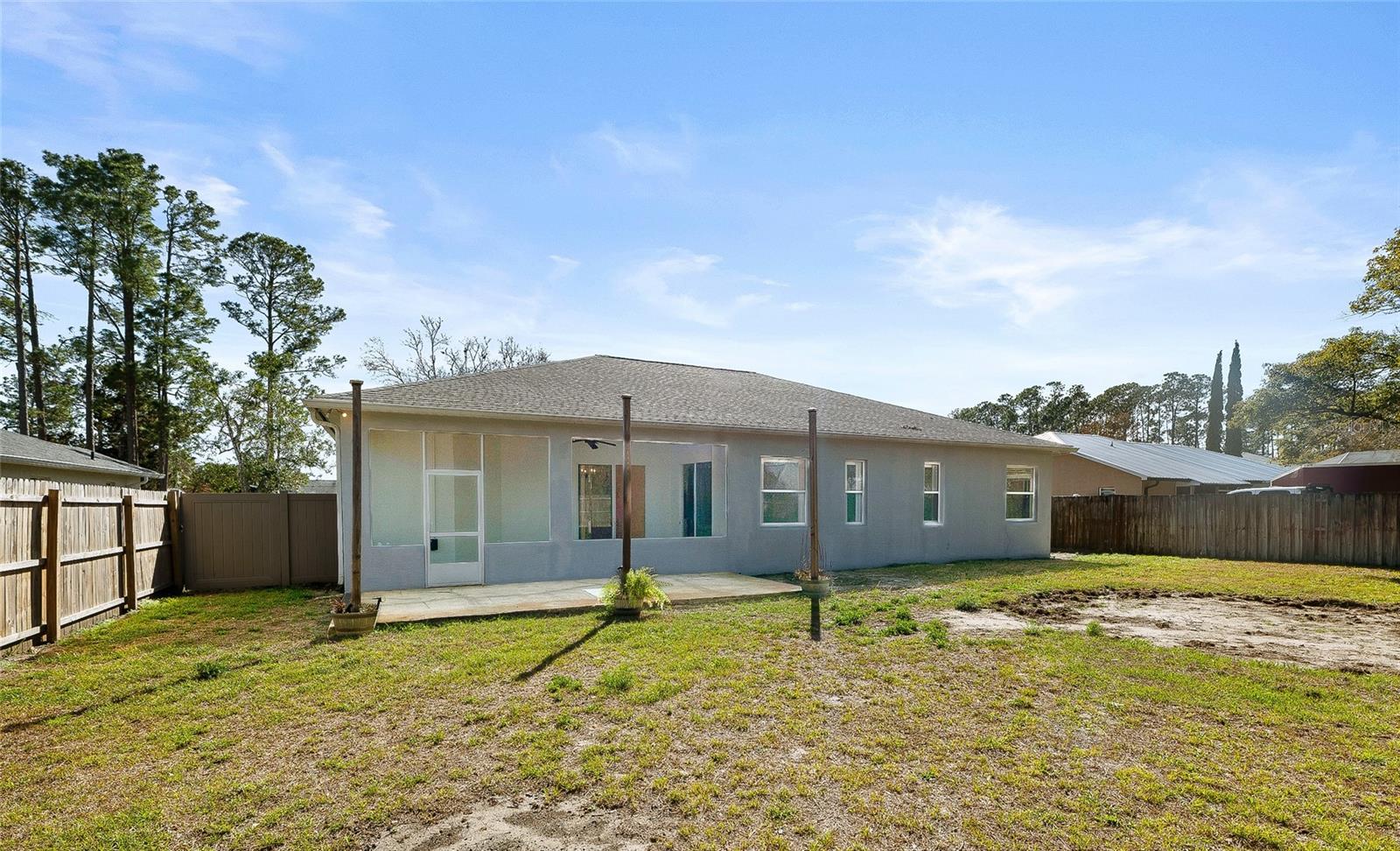 Image 31 of 42 For 11 Bayside Drive