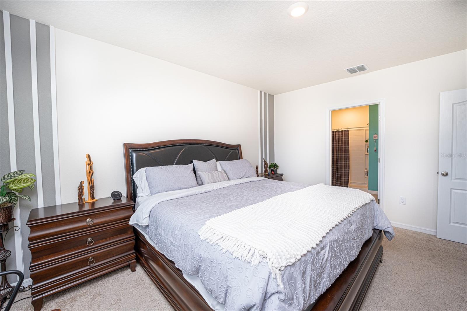 Image 12 of 34 For 1326 Middle Lake Drive