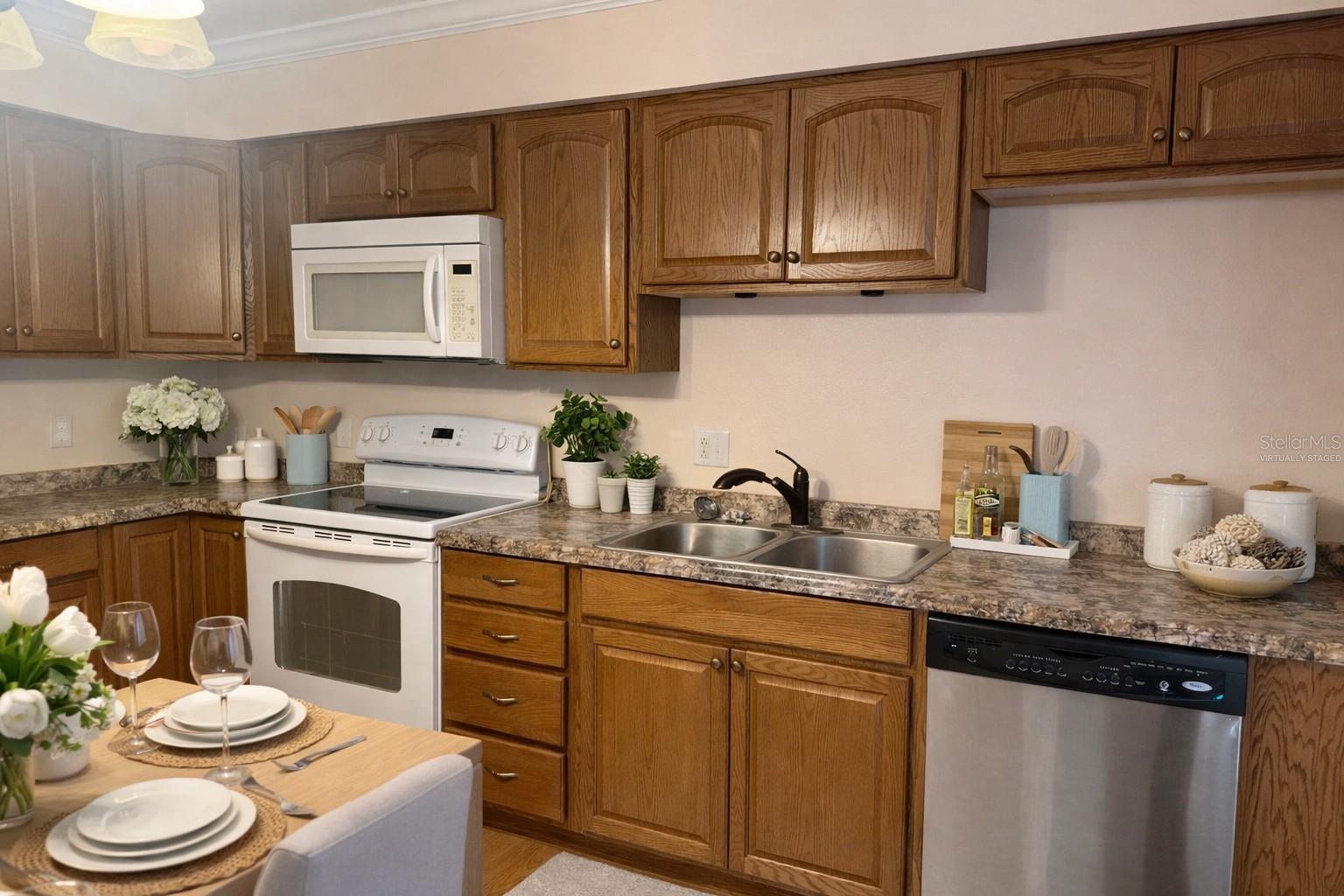 Image 3 of 14 For 2715 Timberlake Avenue