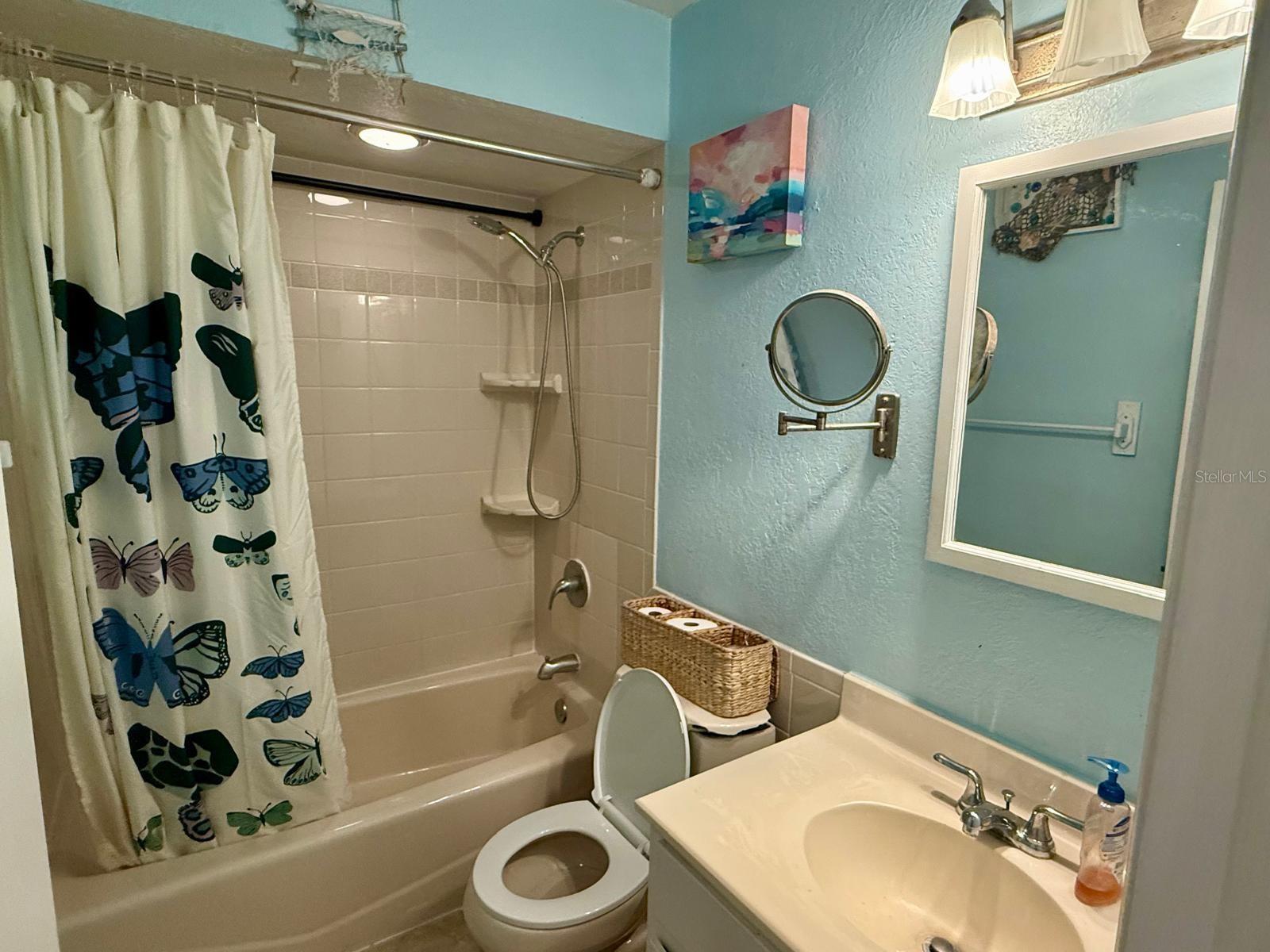 Image 6 of 14 For 2715 Timberlake Avenue