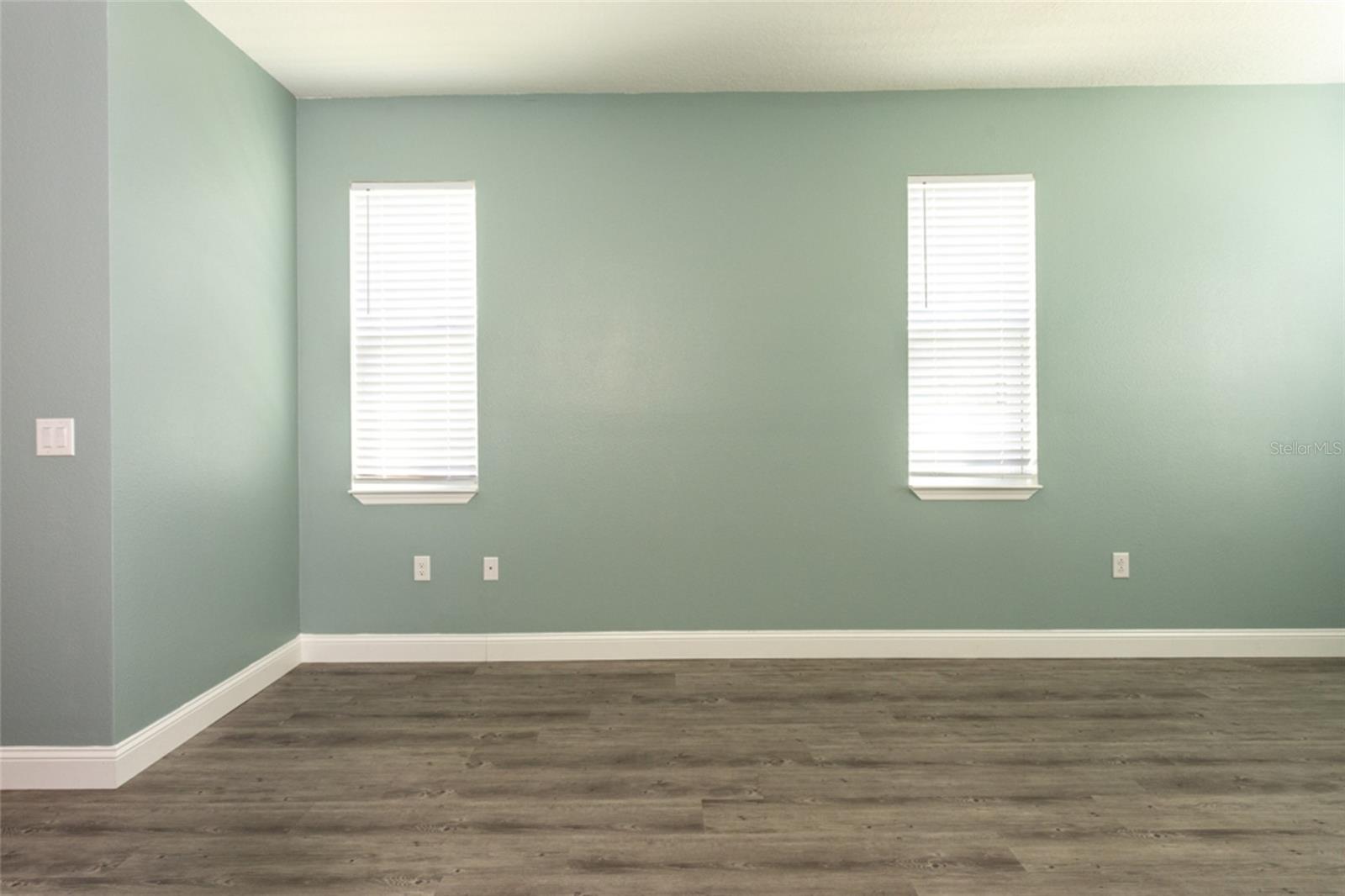 Image 26 of 51 For 50 Folson Lane