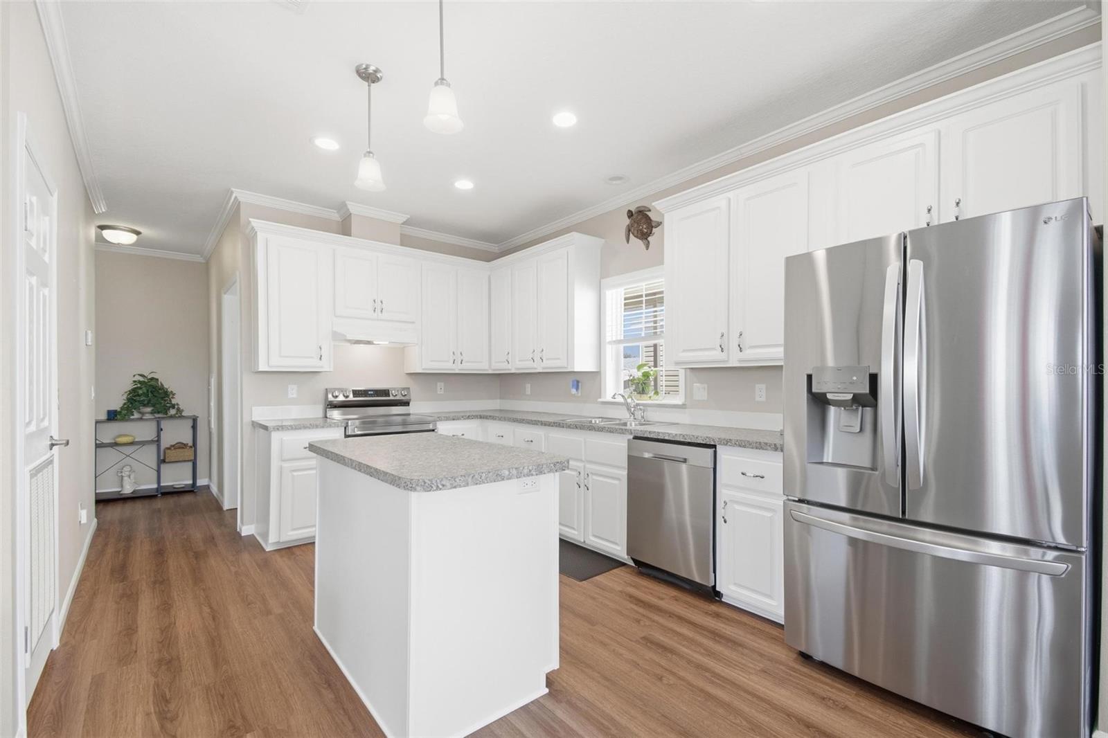 Image 11 of 67 For 188 Monitor Drive