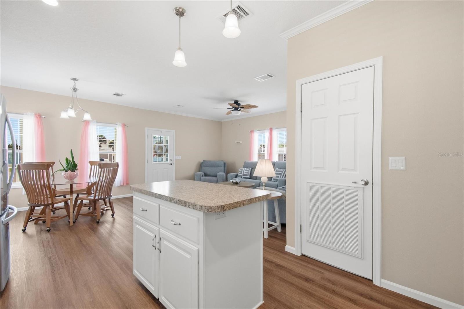 Image 15 of 67 For 188 Monitor Drive