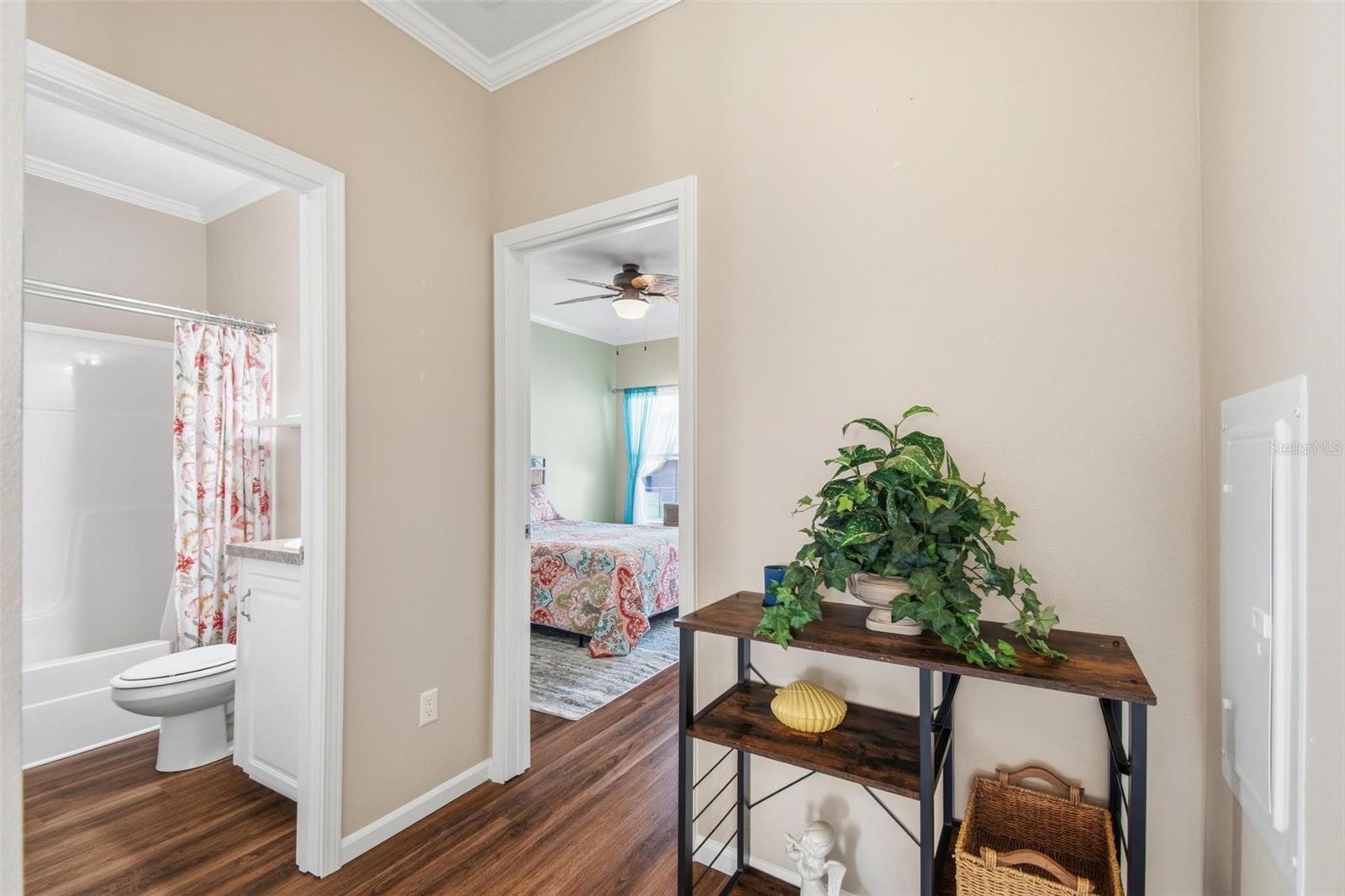 Image 17 of 67 For 188 Monitor Drive