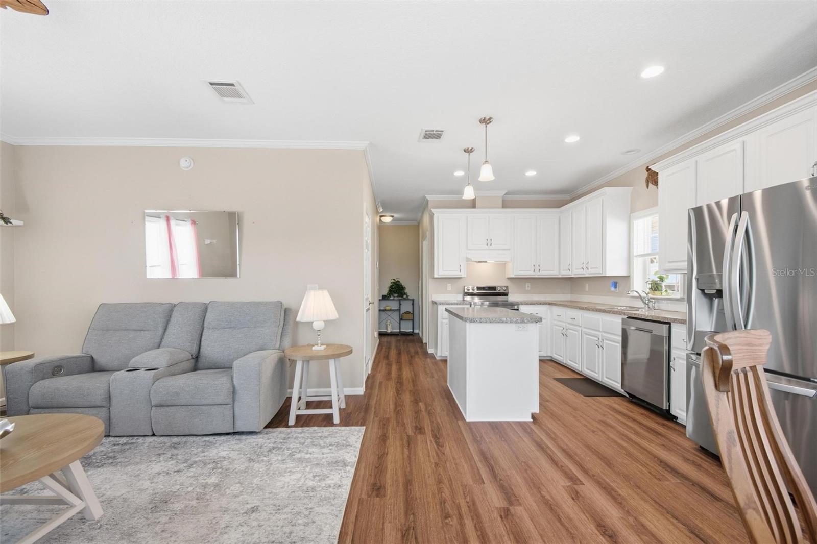 Image 7 of 67 For 188 Monitor Drive