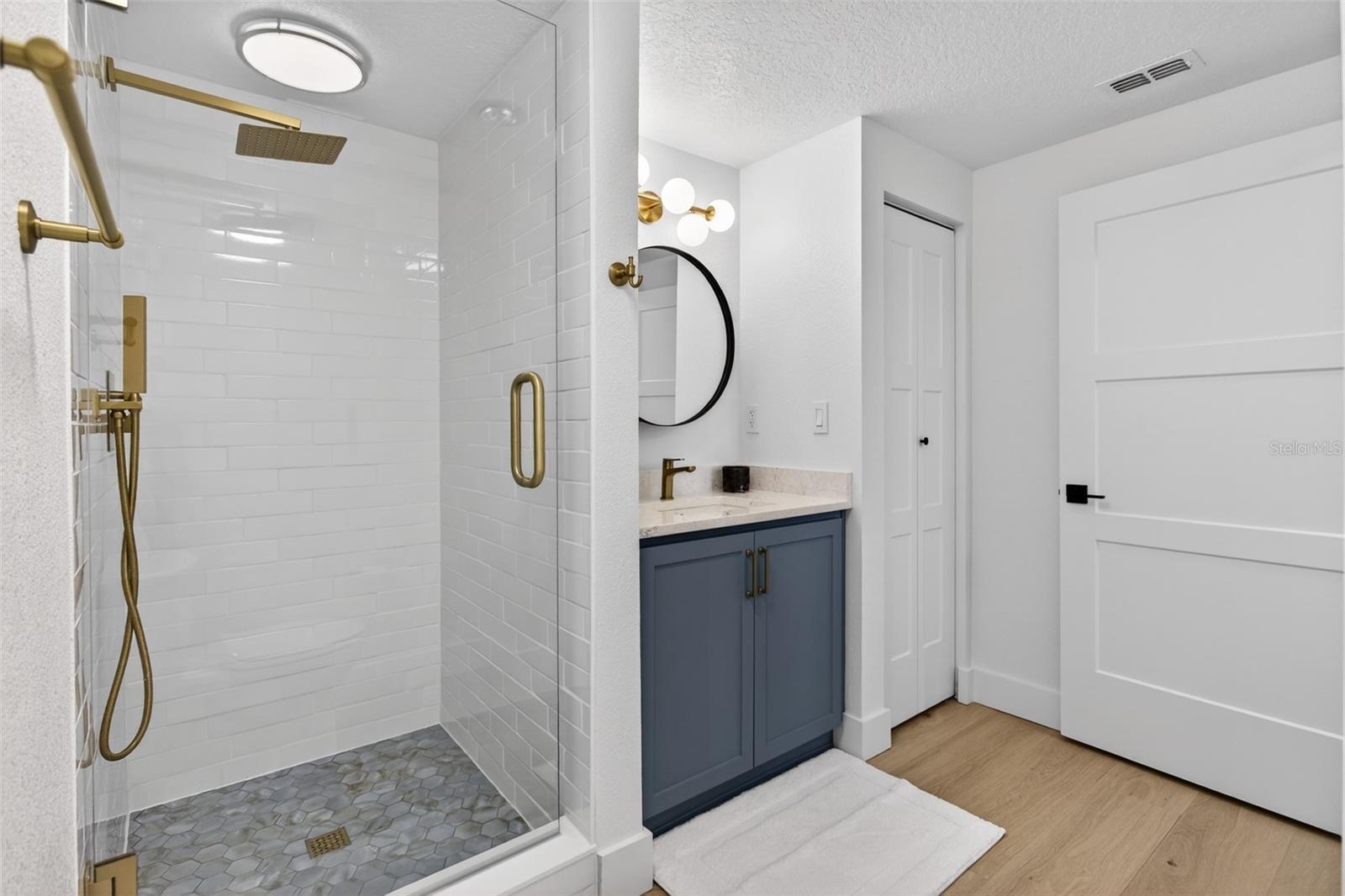 Image 30 of 85 For 80 Surfview Drive 401