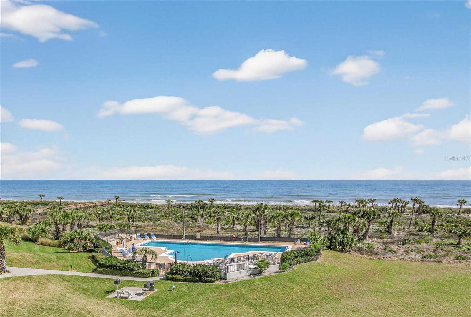 Image 37 of 85 For 80 Surfview Drive 401