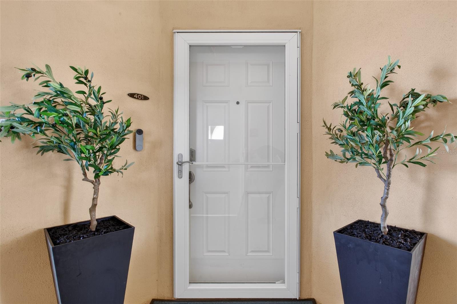 Image 4 of 85 For 80 Surfview Drive 401