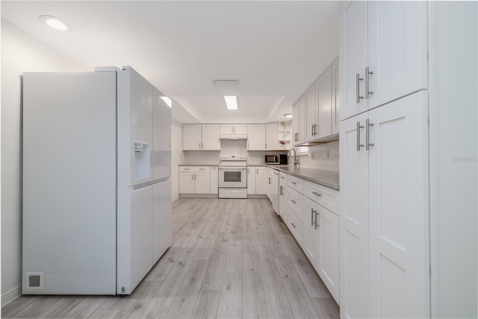 Image 10 of 23 For 1016 Cherokee Ranch Road