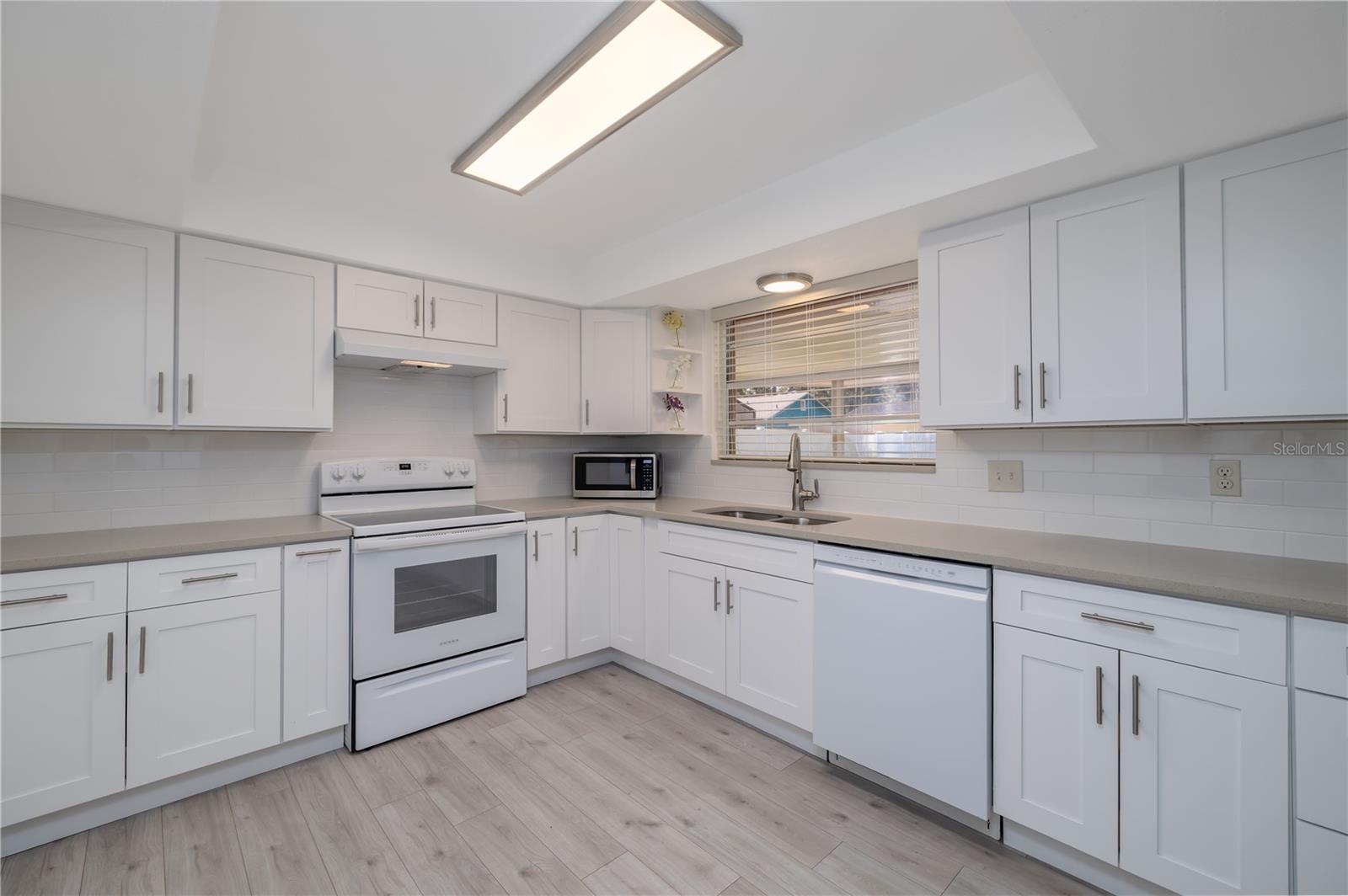 Image 11 of 23 For 1016 Cherokee Ranch Road