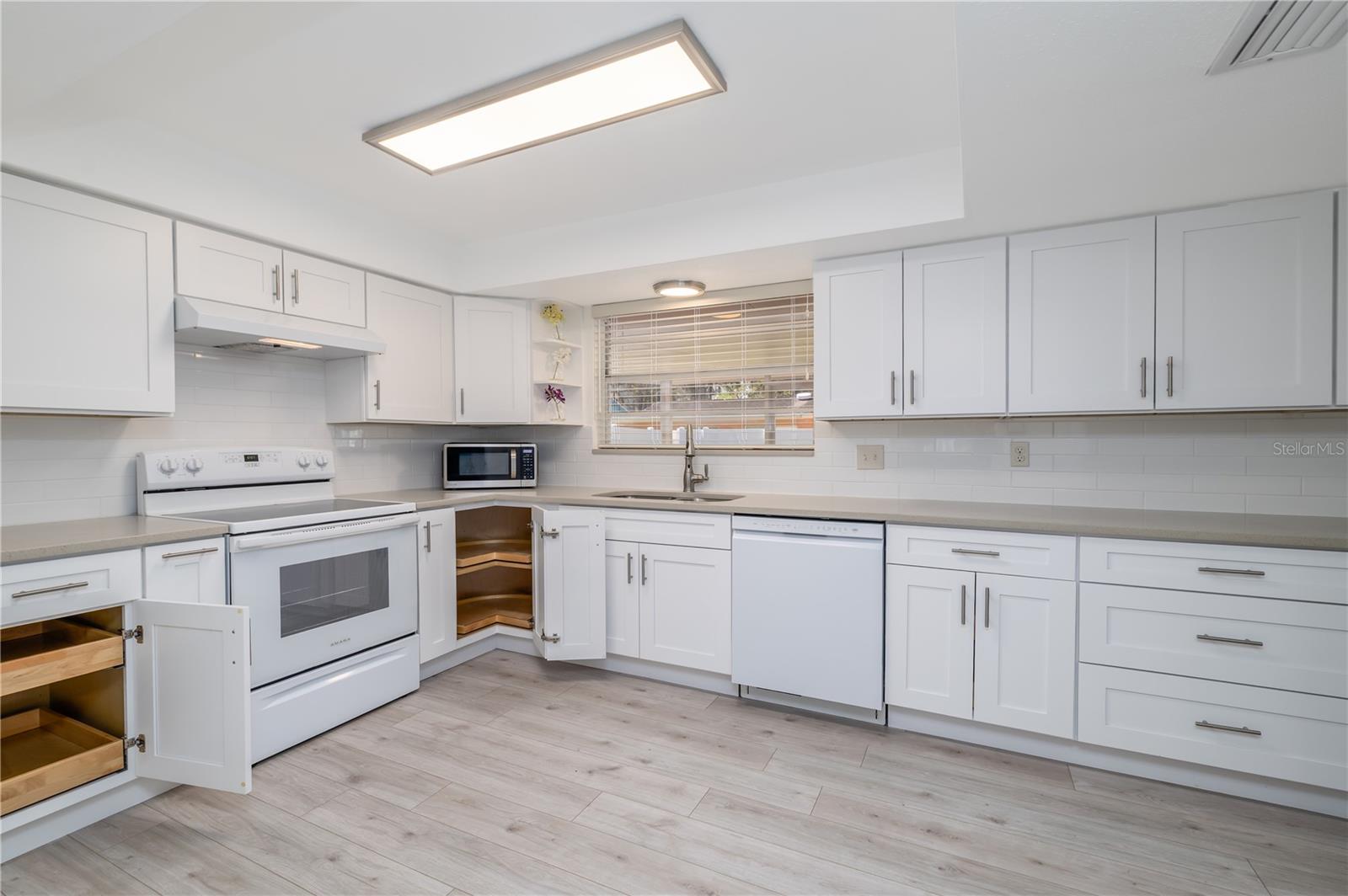 Image 12 of 23 For 1016 Cherokee Ranch Road