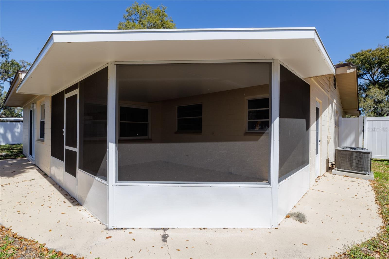 Image 21 of 23 For 1016 Cherokee Ranch Road