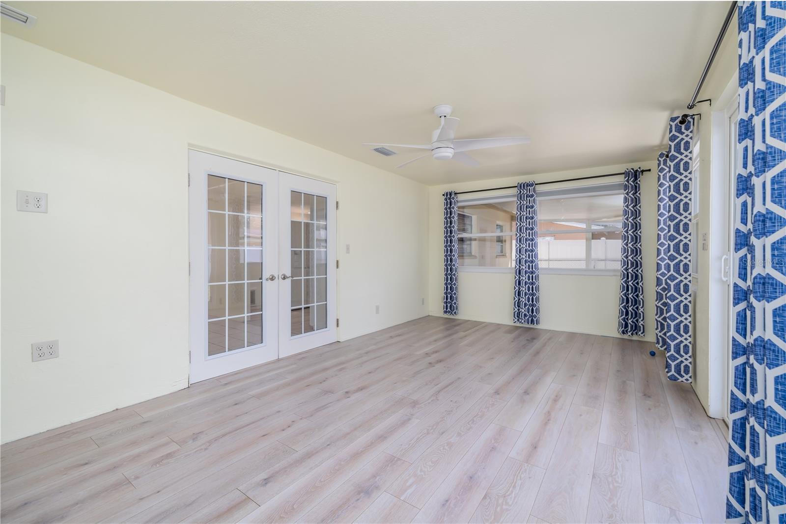 Image 8 of 23 For 1016 Cherokee Ranch Road