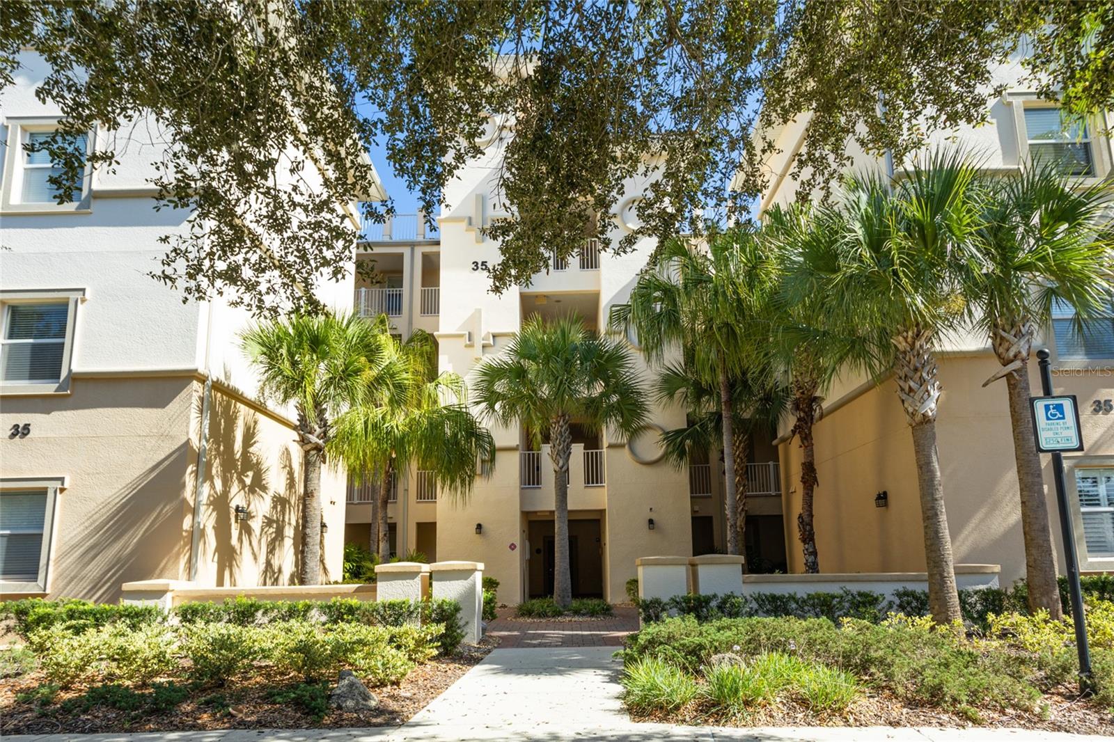 Image 2 of 50 For 35 Riverview Bend S 1845