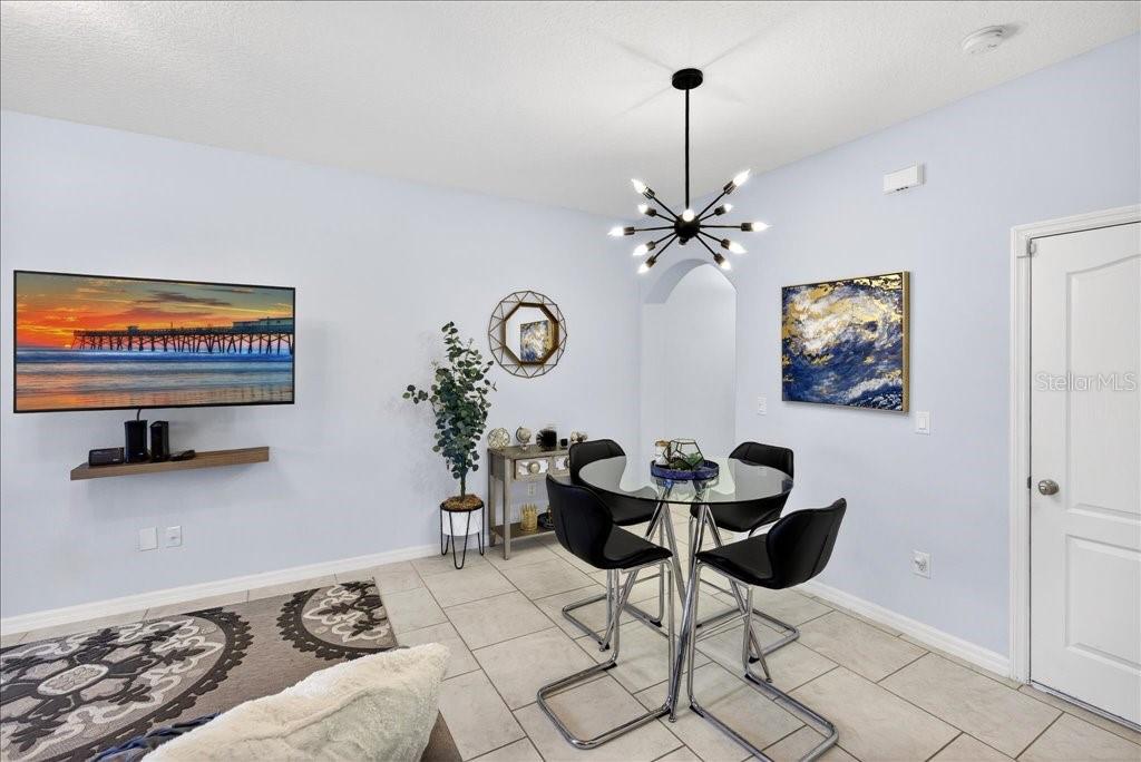 Image 13 of 36 For 165 Aston Grande Drive