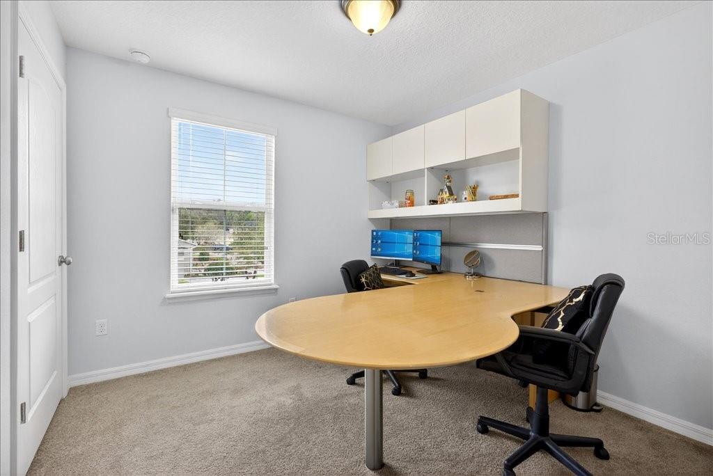 Image 31 of 36 For 165 Aston Grande Drive