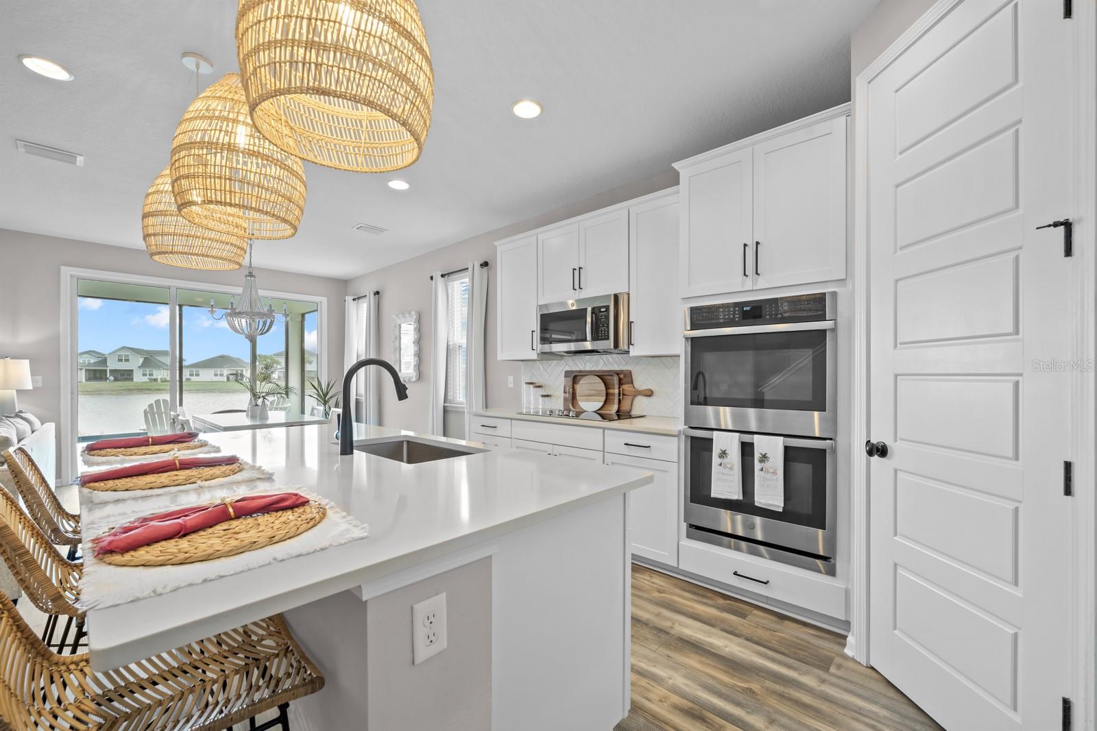 Image 14 of 90 For 41 Los Lagos Boulevard