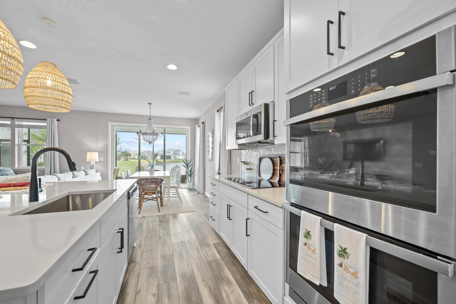 Image 16 of 90 For 41 Los Lagos Boulevard