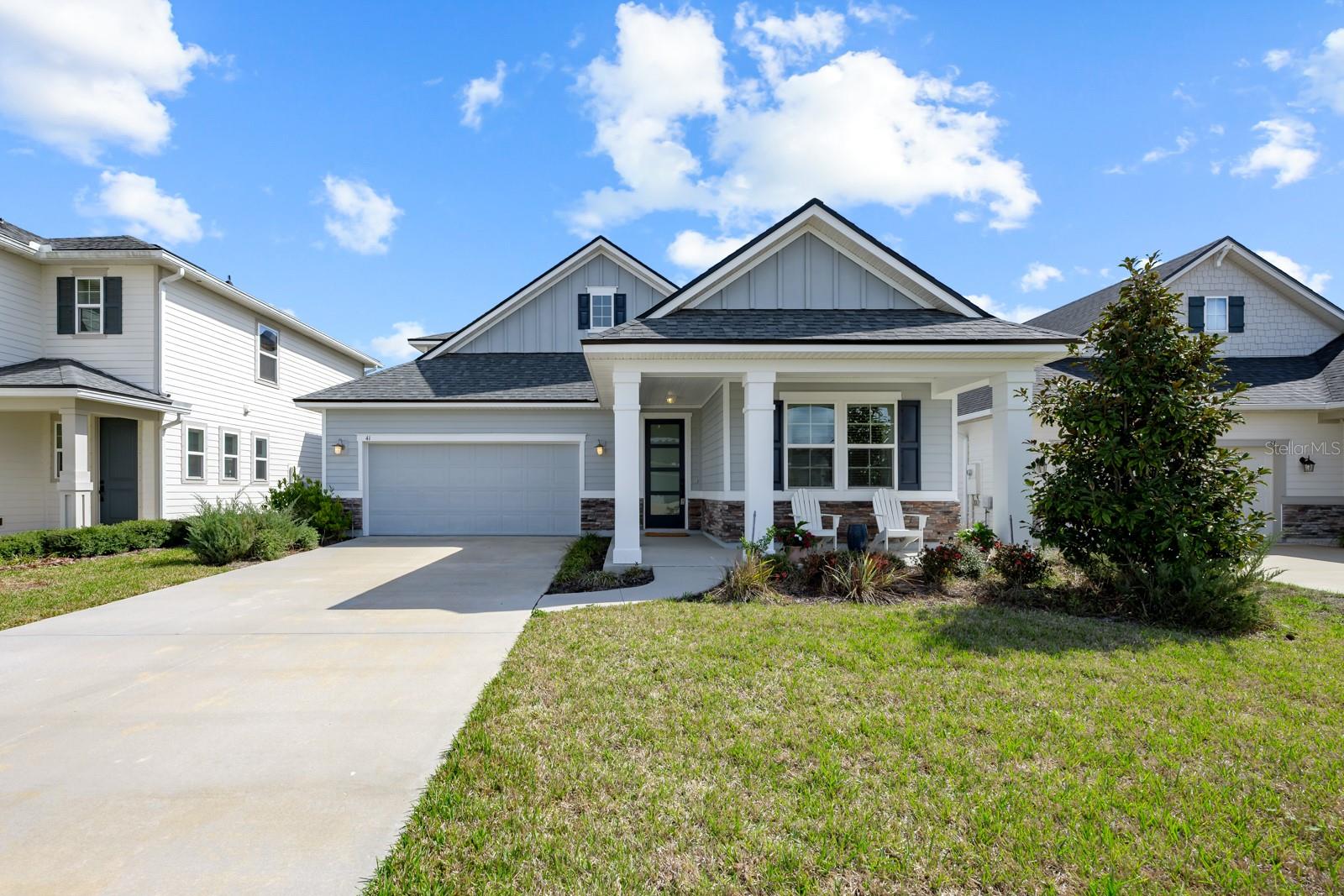 Image 4 of 90 For 41 Los Lagos Boulevard