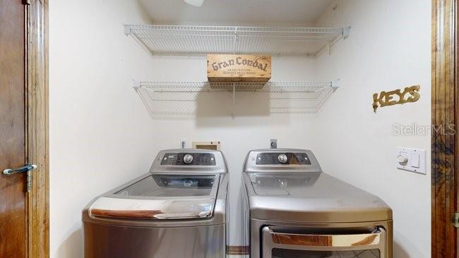 Image 19 of 51 For 16 Crandell Court