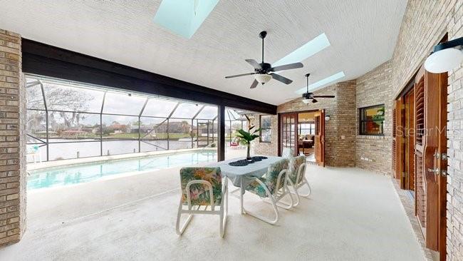 Image 36 of 51 For 16 Crandell Court