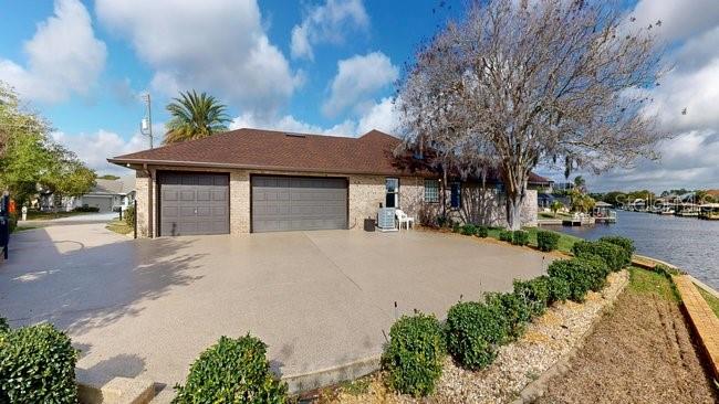 Image 4 of 51 For 16 Crandell Court