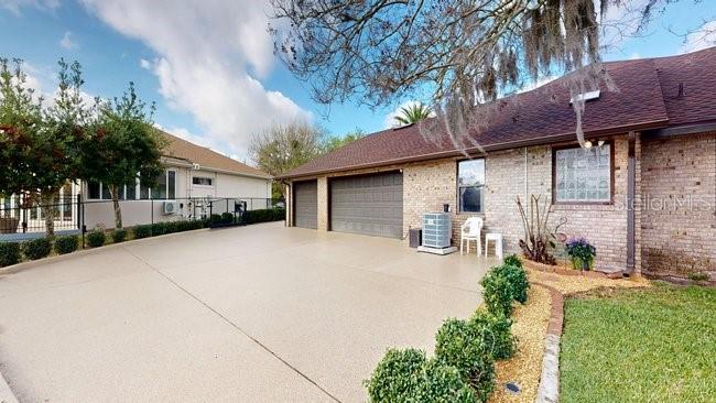 Image 41 of 51 For 16 Crandell Court