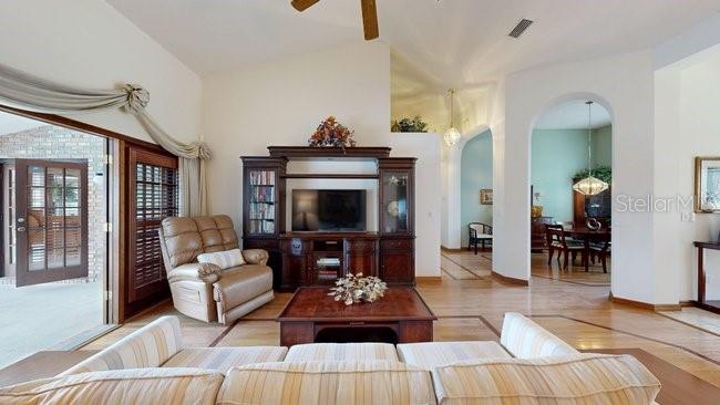 Image 8 of 51 For 16 Crandell Court