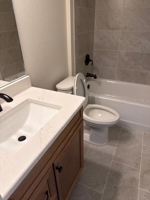 Image 23 of 33 For 17 Slogan Place