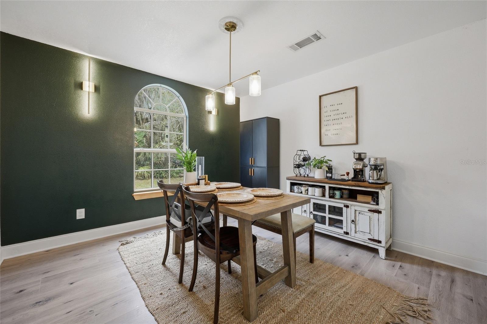 Image 14 of 36 For 101 Browning Avenue