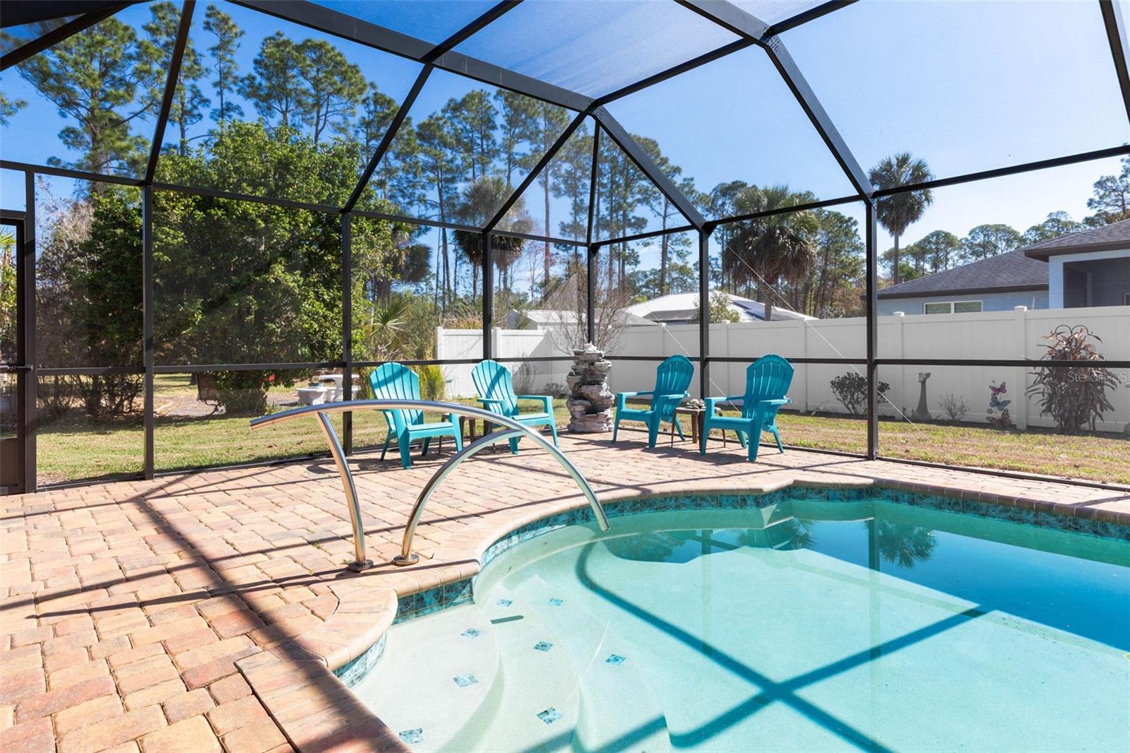 Image 27 of 87 For 6 Emerald Lane