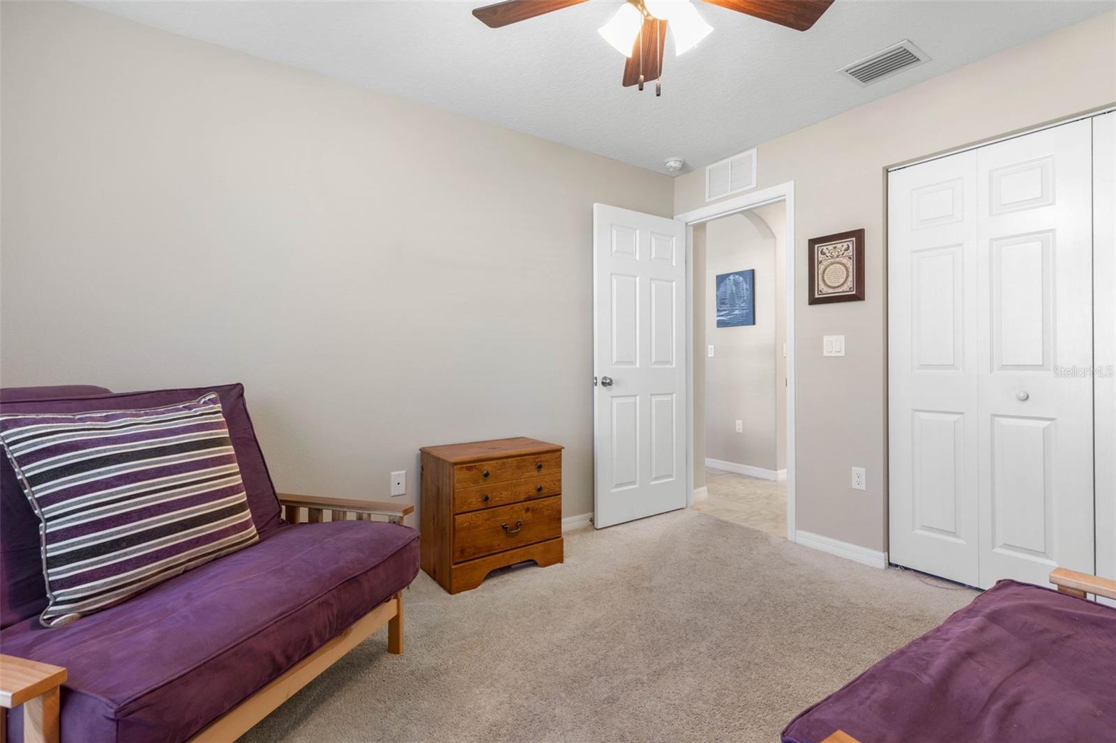 Image 39 of 87 For 6 Emerald Lane