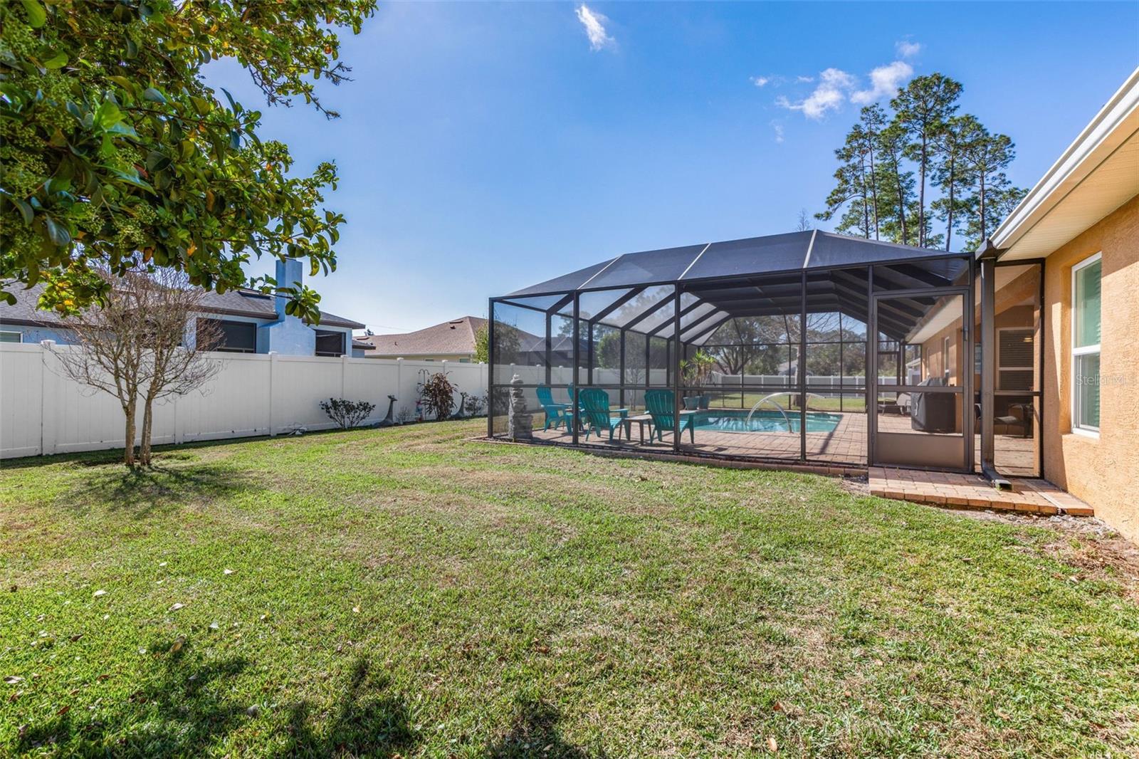 Image 49 of 87 For 6 Emerald Lane