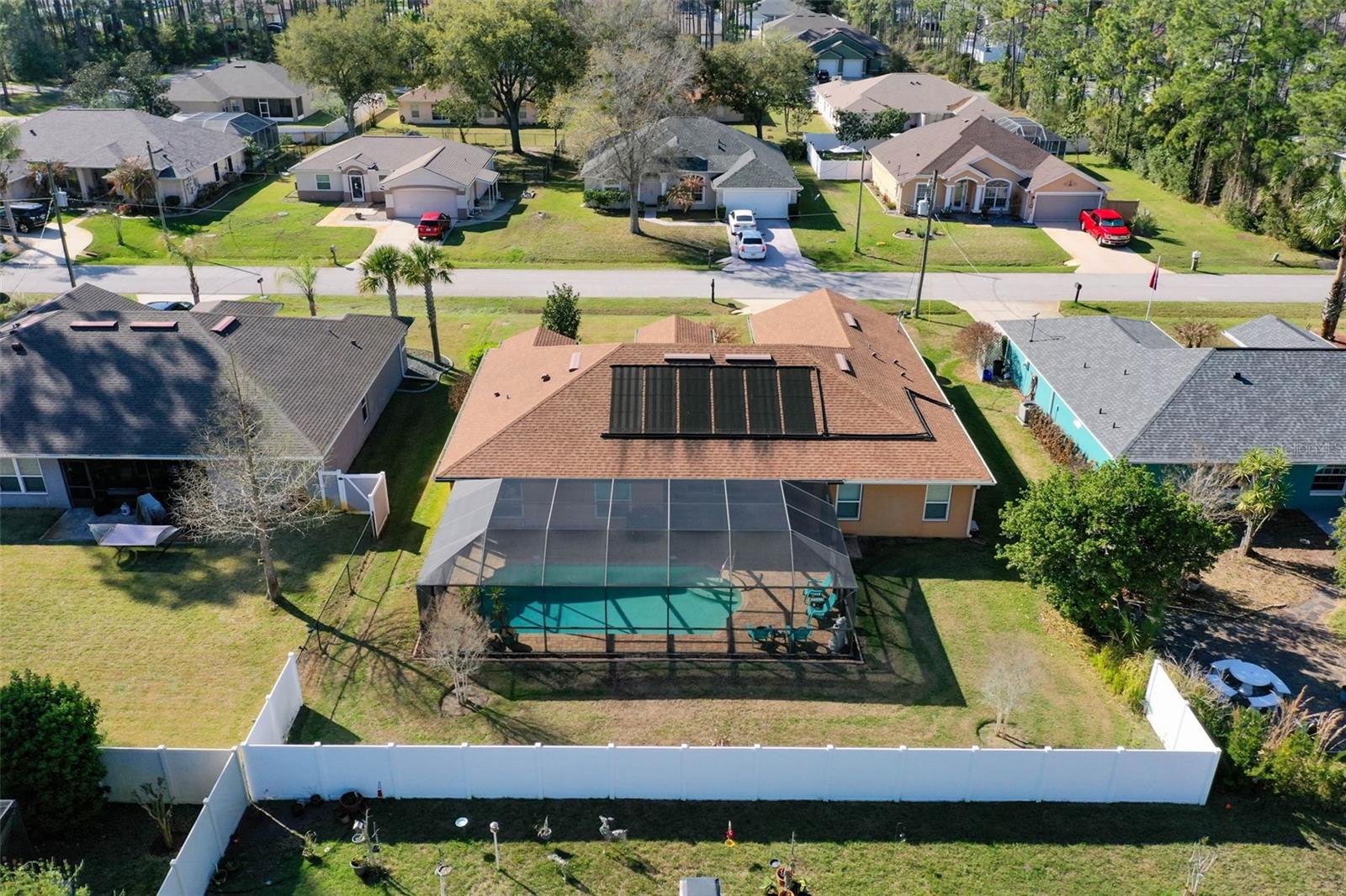 Image 5 of 87 For 6 Emerald Lane