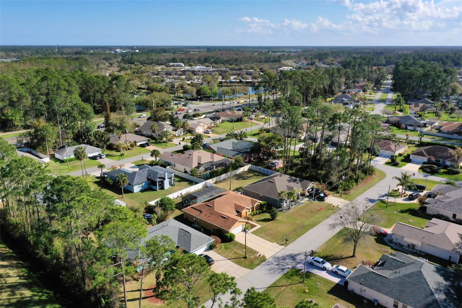 Image 56 of 87 For 6 Emerald Lane