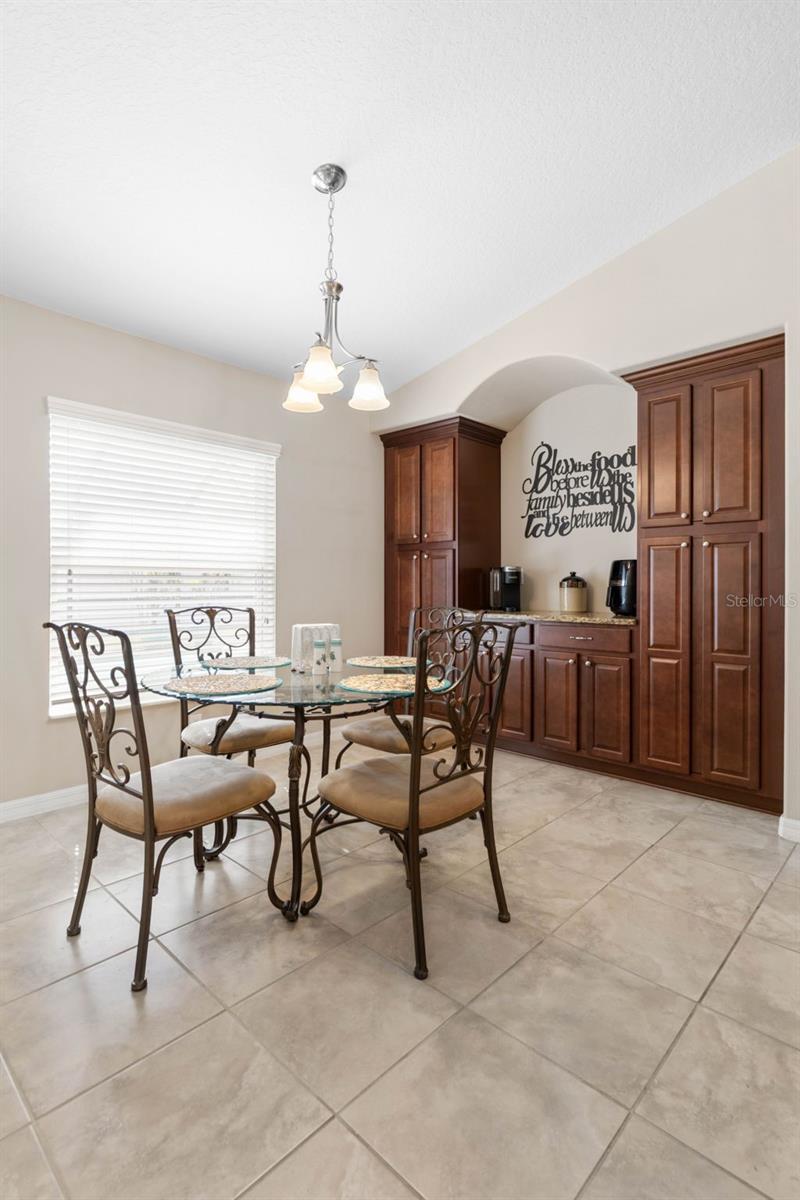 Image 78 of 87 For 6 Emerald Lane