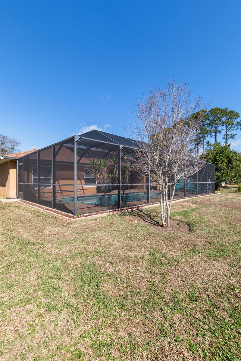 Image 85 of 87 For 6 Emerald Lane