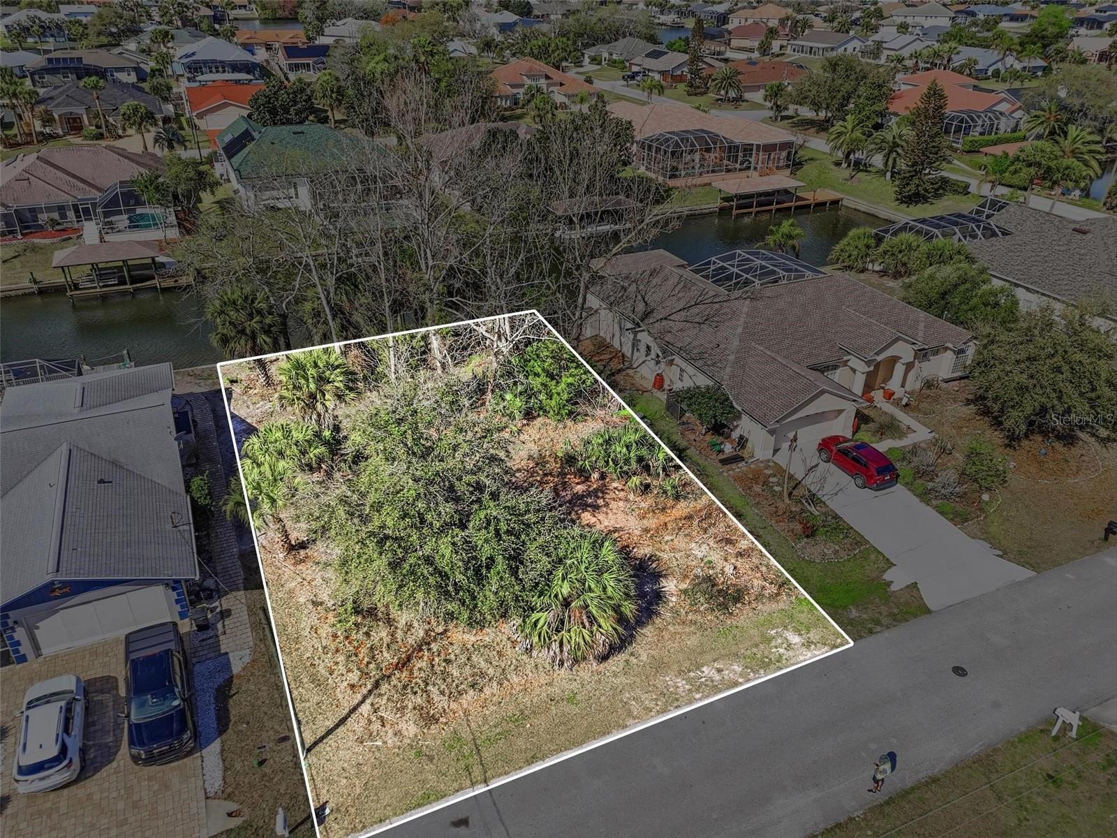 Image 4 of 24 For 35 Coral Reef Court N