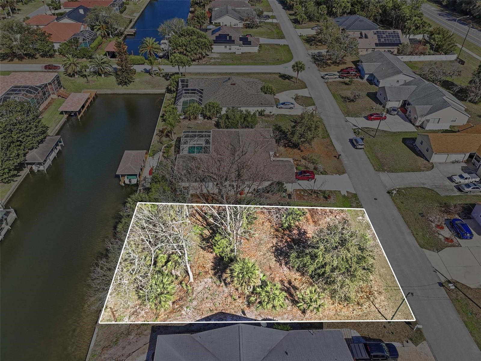 Image 9 of 24 For 35 Coral Reef Court N