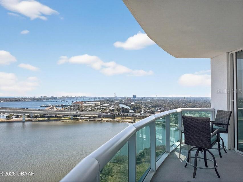 Image 38 of 60 For 231 Riverside Drive 1501-1