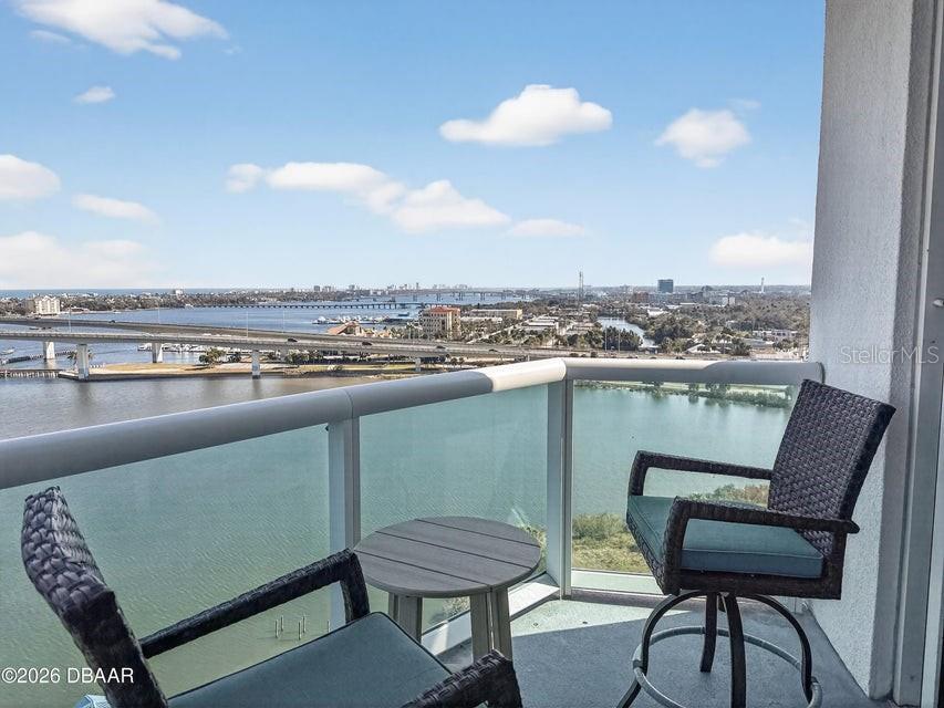 Image 40 of 60 For 231 Riverside Drive 1501-1