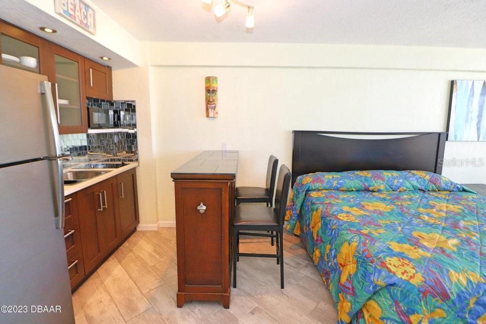 Image 18 of 35 For 2301 Atlantic Avenue 438