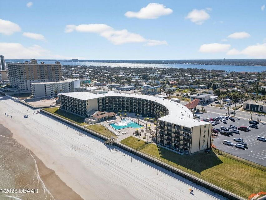 Image 31 of 35 For 2301 Atlantic Avenue 438