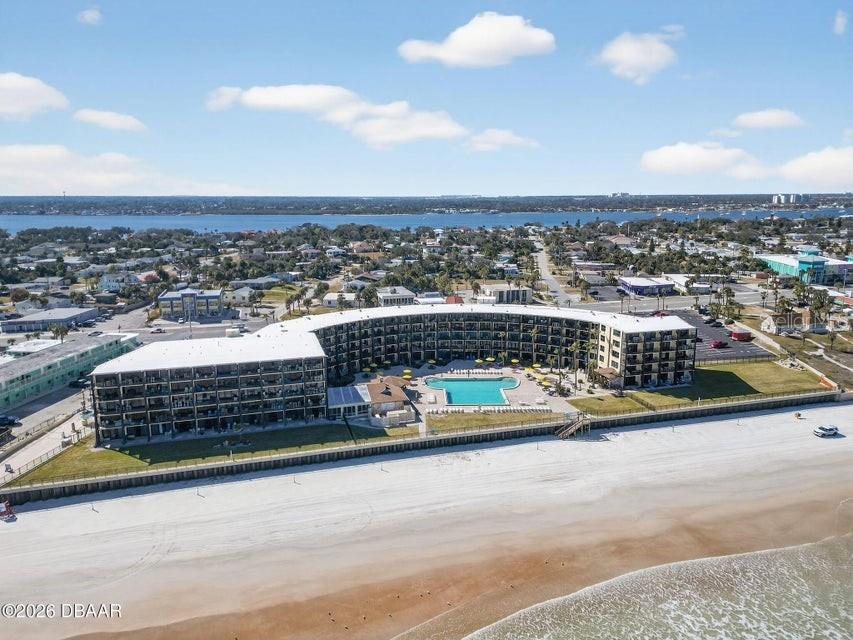 Image 32 of 35 For 2301 Atlantic Avenue 438