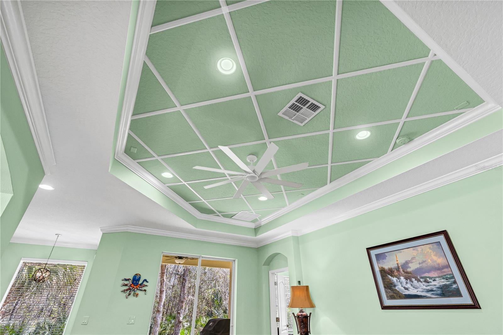 Image 16 of 53 For 425 Champion Ridge Drive