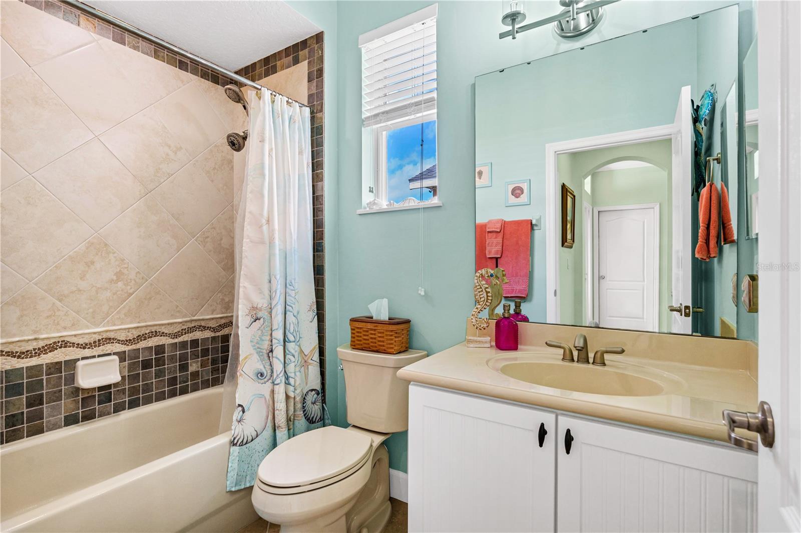 Image 42 of 53 For 425 Champion Ridge Drive